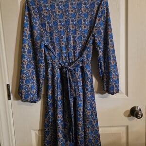 Elegant Blue Floral Dress